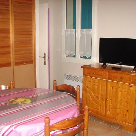 T2 Agreable Appartement Rochefort  Buitenkant foto